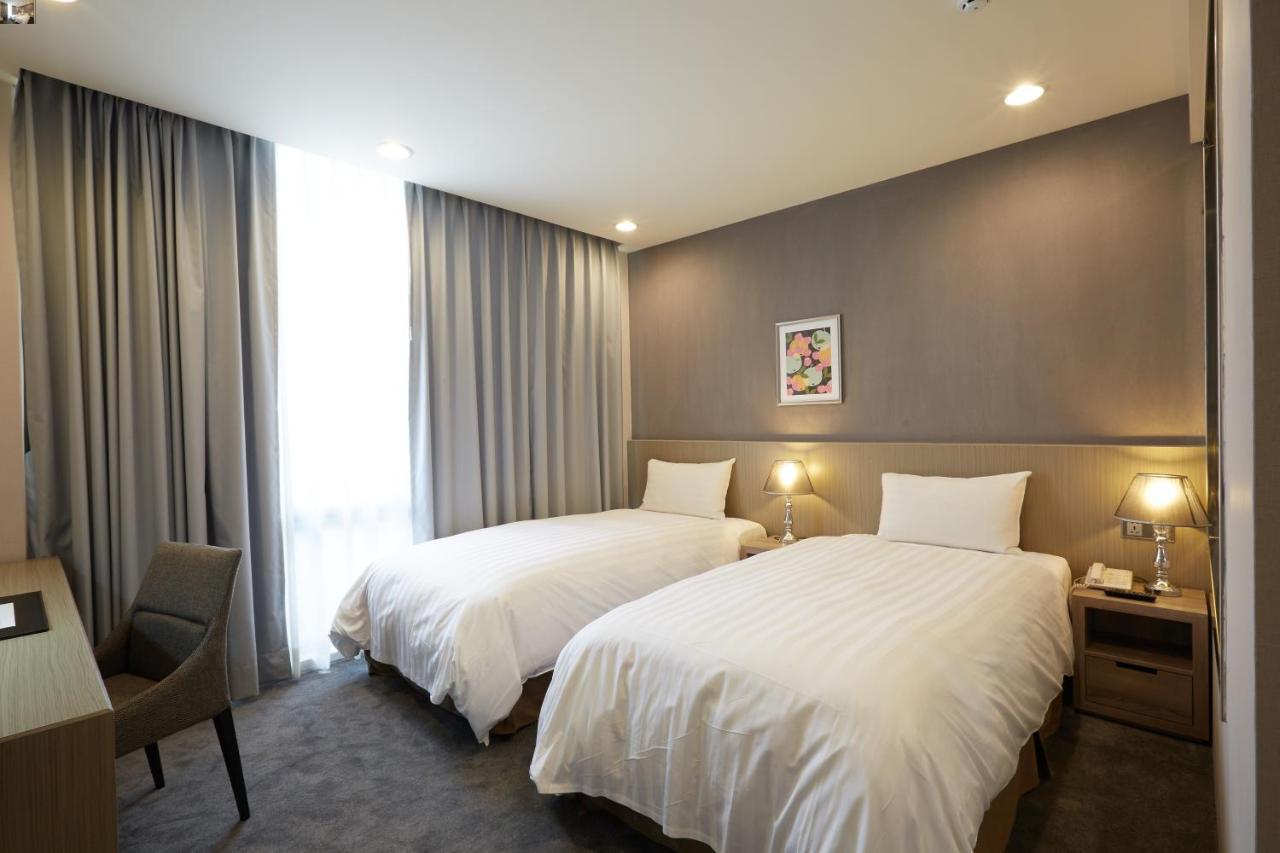 Hunt Champion Hotel Tchaj-čung Exteriér fotografie